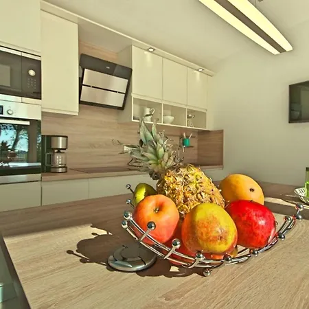 Barbara With Pool Comfortable * Selina