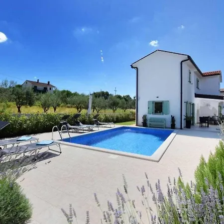 Barbara With Pool Comfortable Villa *